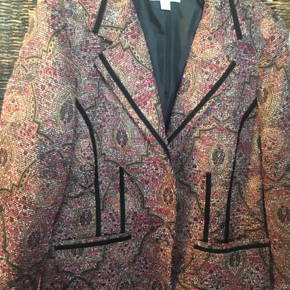 Jacket - Picture 3 of 4